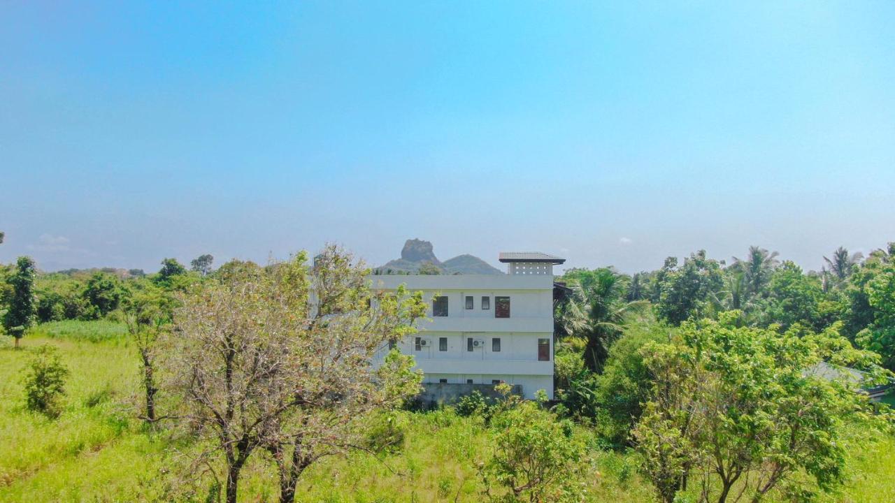 Sigiri Sierra View Resort Sigiriya Exteriör bild