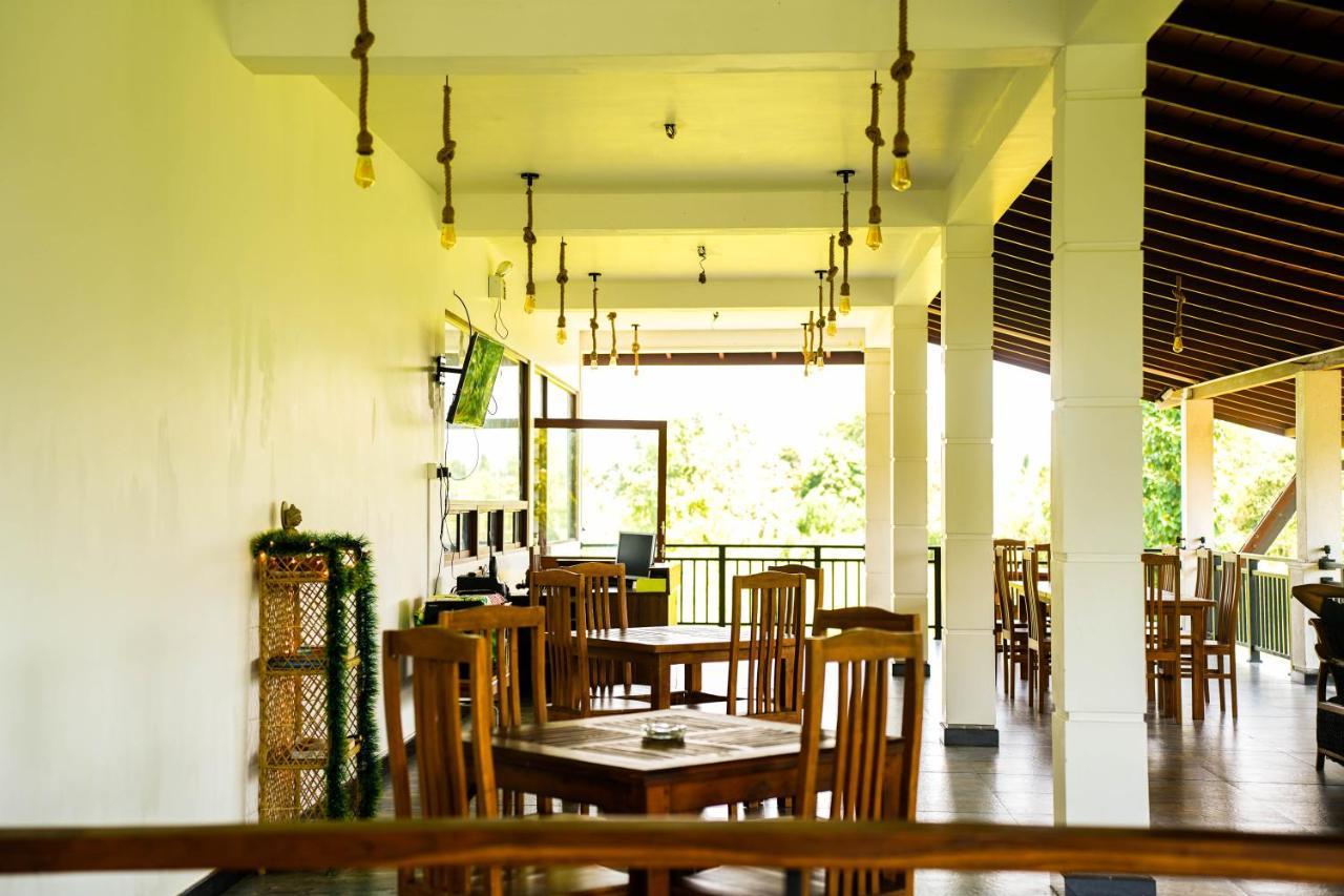 Sigiri Sierra View Resort Sigiriya Exteriör bild